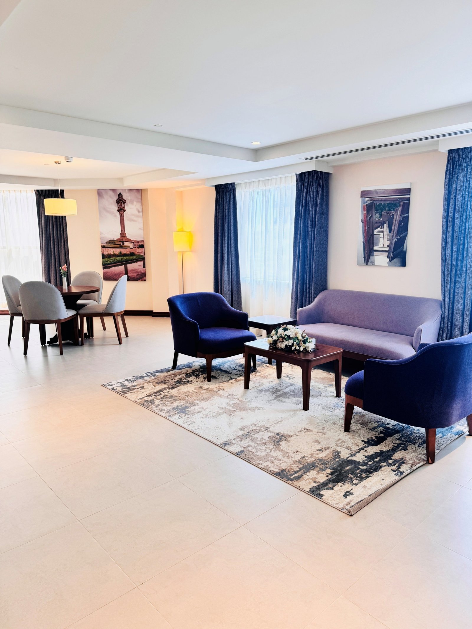 Junior Suite – King Bed