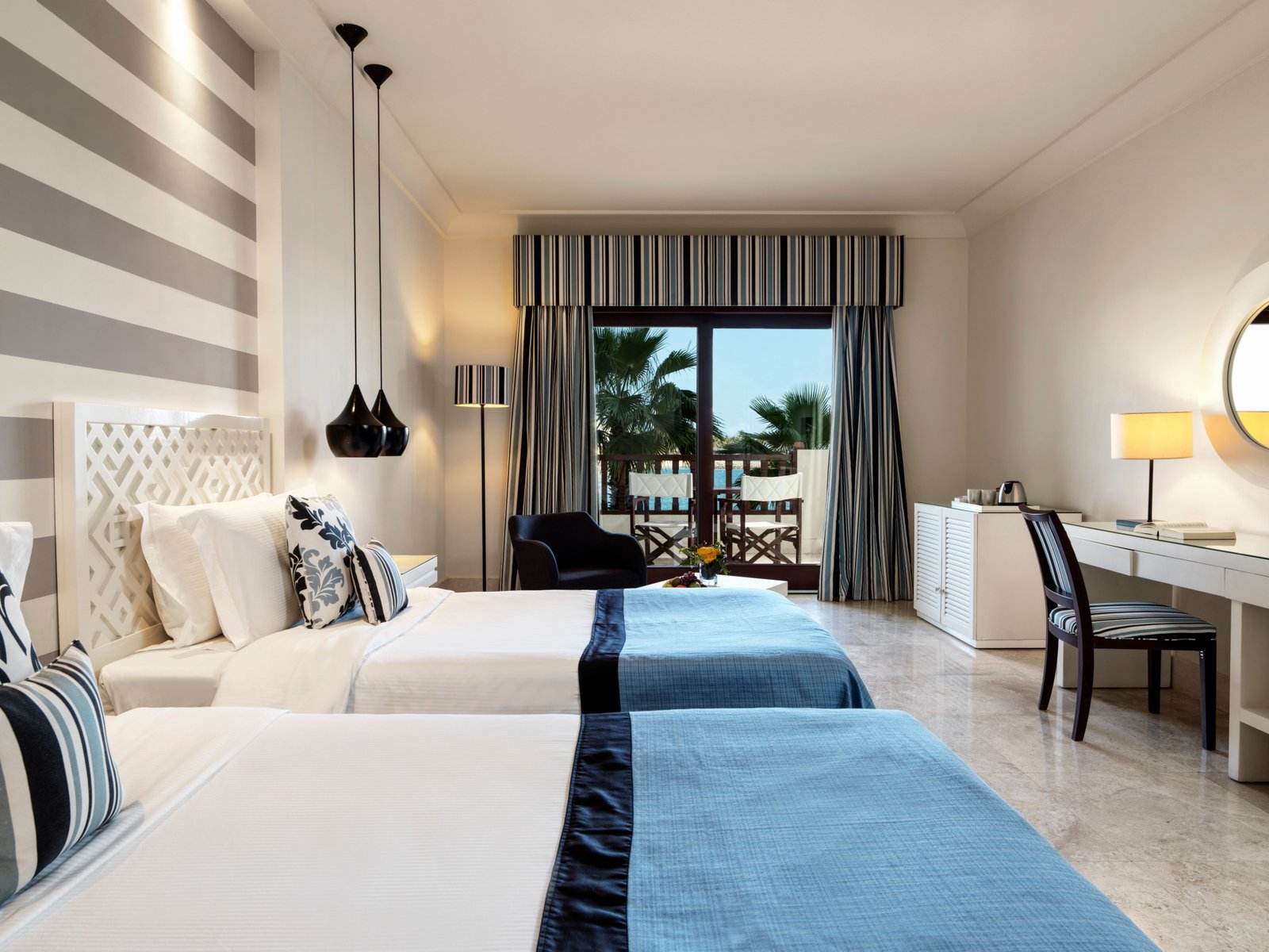 Juweira BlueTwin Room